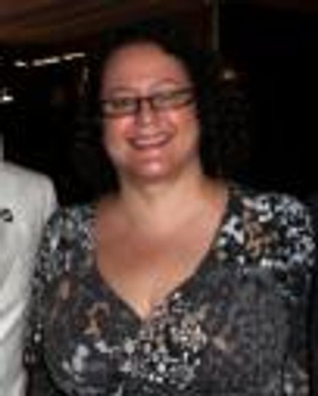 Carol Fineman Headshot