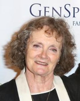 Gillian Hanna Headshot