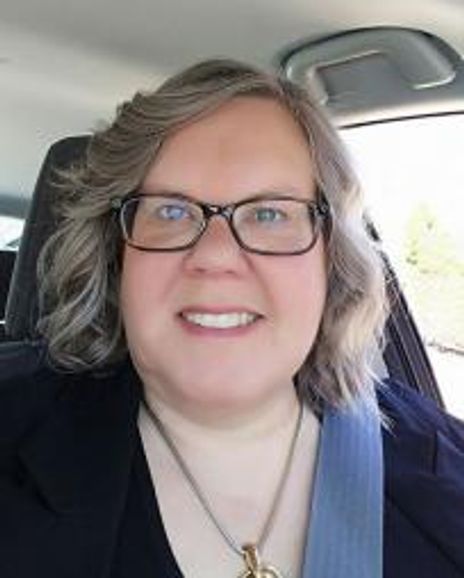 Bonnie Deroski Headshot