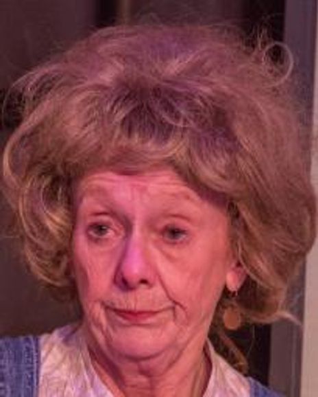 Becki Davis Headshot