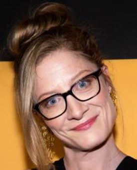 Annie McNamara Headshot