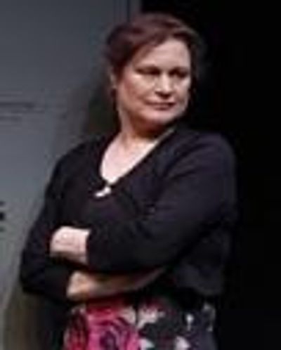 Anita Hollander Headshot