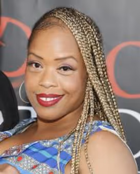 Angela Grovey Headshot