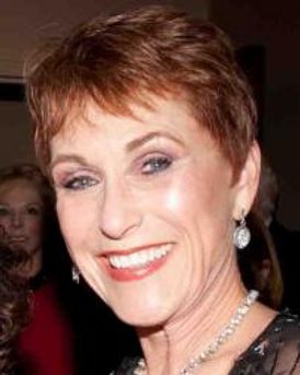 Amanda McBroom Headshot