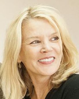 Alexandra Neil Headshot