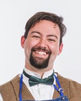 Hayden Evans Headshot