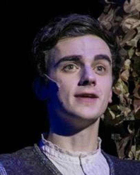 Alex Harding Headshot