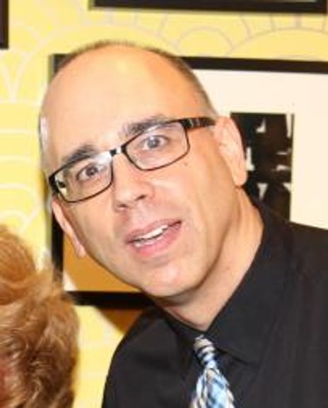 Aaron Russell Headshot