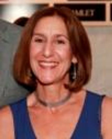 Darcy Lowell Headshot