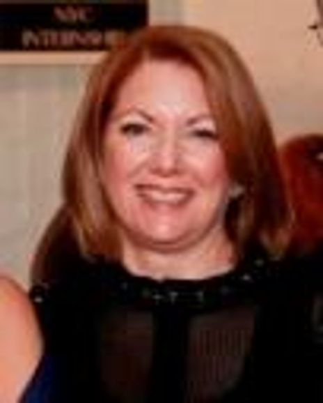 Lynne Warshaw Headshot