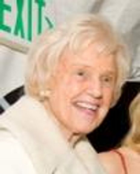 Angela Jaggar Headshot