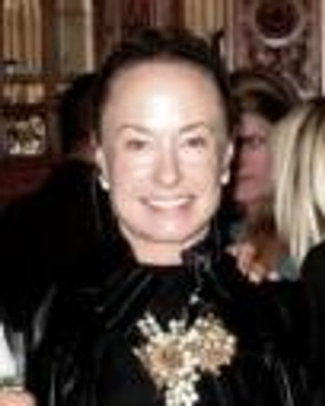 Robin Cofer Headshot