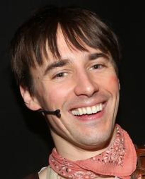 Reeve Carney