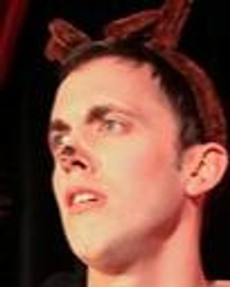 Alex Grelle Headshot