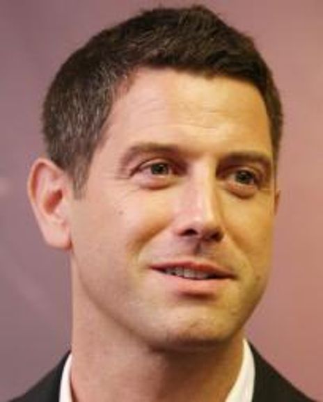 Sebastien Izambard Headshot