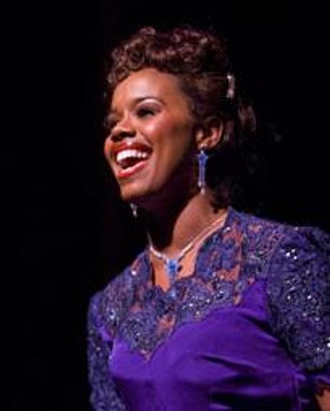 Rebecca Covington Headshot