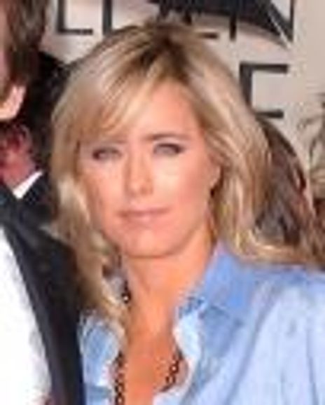 Tea Leoni Headshot