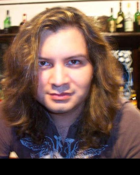 Marco Gomez Headshot