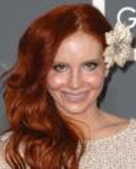 Phoebe Price Headshot