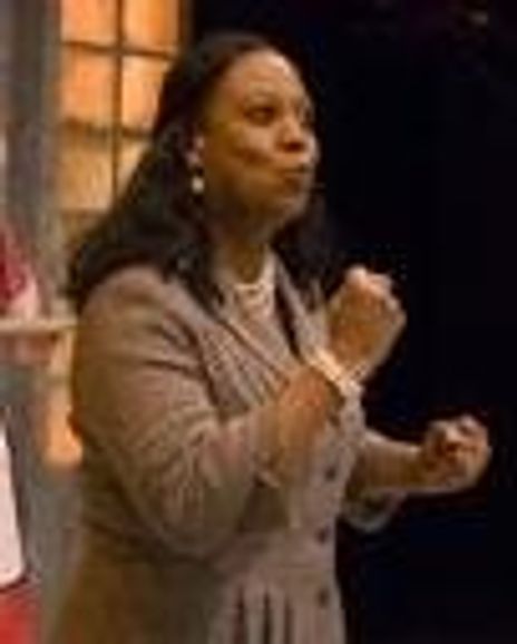 Faith Russell Headshot