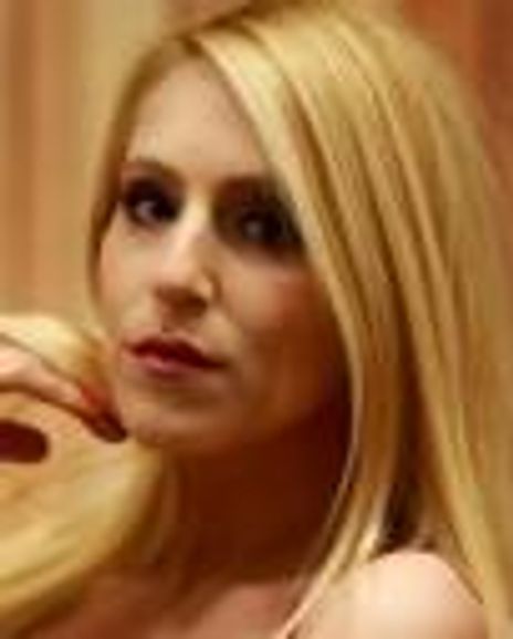 Emily Rubin Headshot