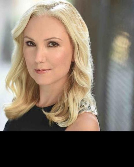 Jenny Lee Mitchell Headshot