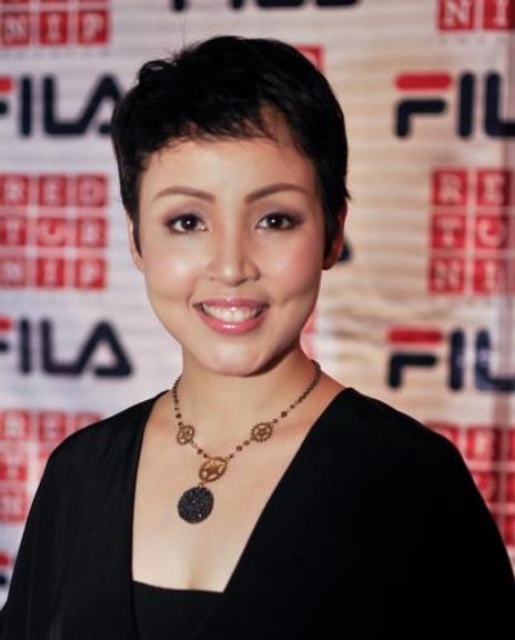 Cris Villonco Headshot