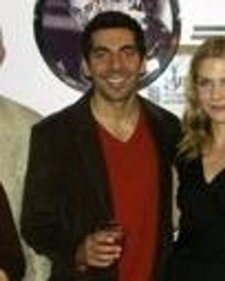 Sunil Malhotra Headshot