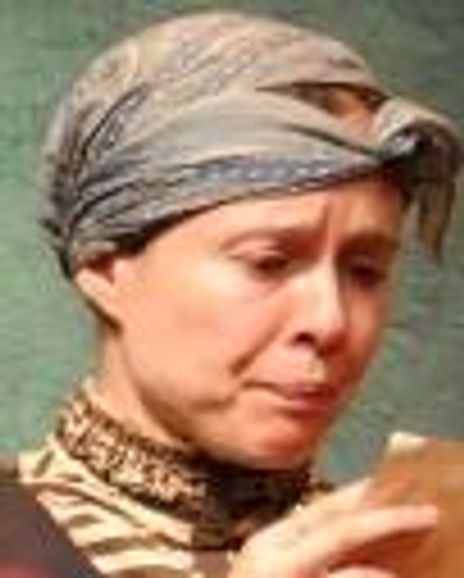 Tami Stronach Headshot