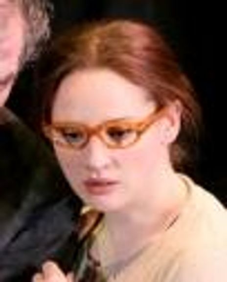 Gemma Reeves Headshot