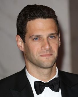 Justin Bartha Headshot