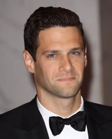Justin Bartha Headshot