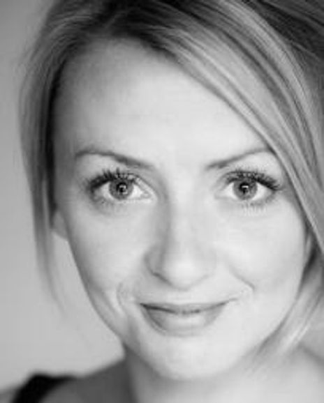 Lisa McGrillis Headshot