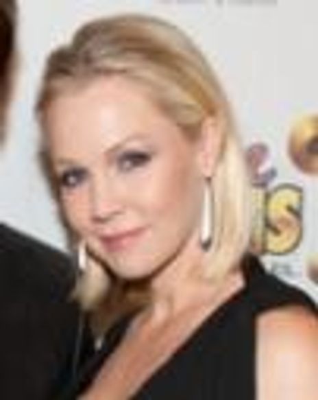 Jennie Garth Headshot