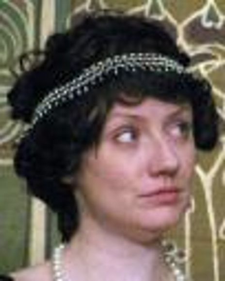 Vicky Czarnik Headshot