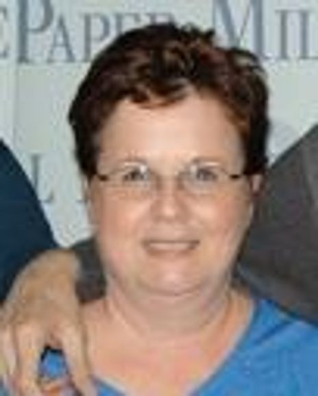 Lynn Miller Headshot