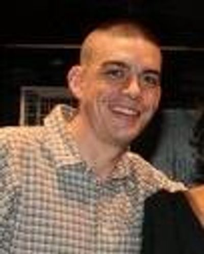 Bobby Moreno Headshot