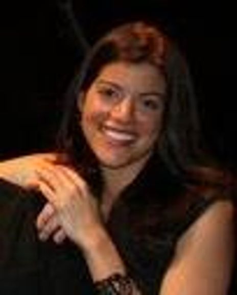 Sheila Tapia Headshot