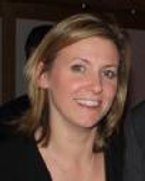 Kate Cavalle Headshot