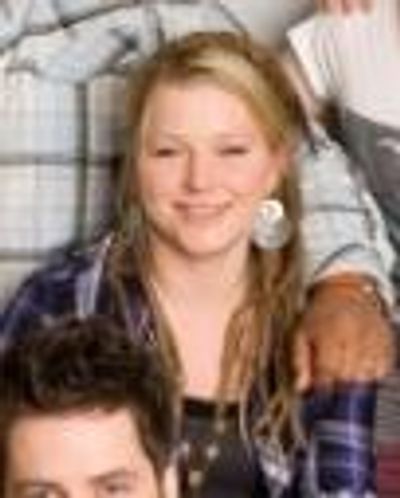 Crystal Bowersox Headshot