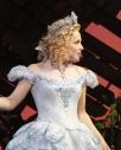 Chandra Lee Smith Headshot