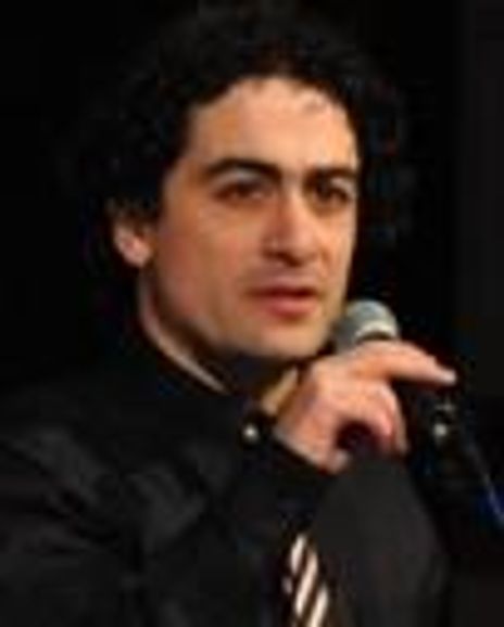 Daniel Mate Headshot