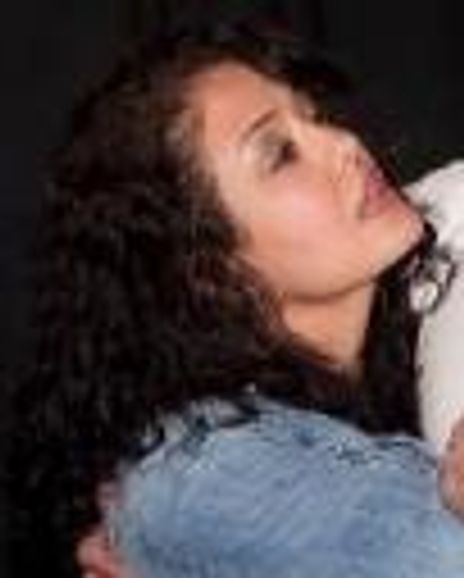 Shirin Tinati Headshot