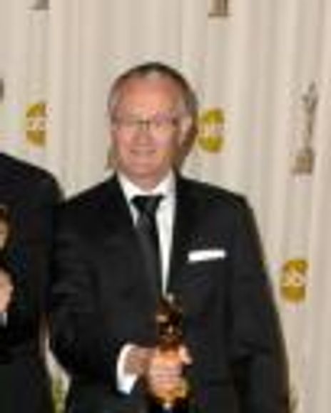 Kim Sinclair Headshot