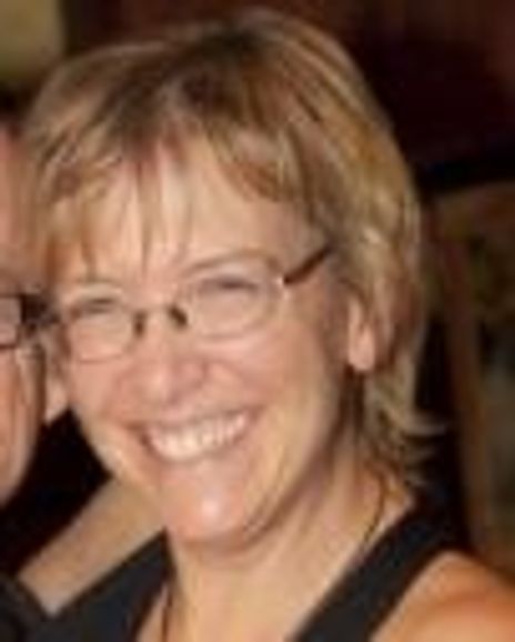 Suzanne Brockmann Headshot