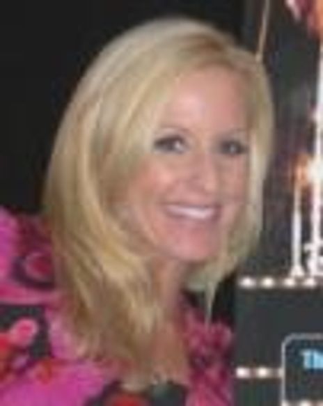 Allie Mac Kay Headshot