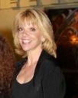 Teresa Ganzel Headshot