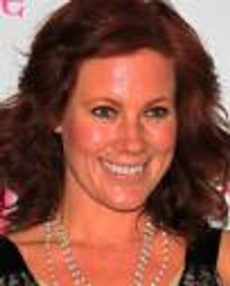 Elisa Donovan Headshot