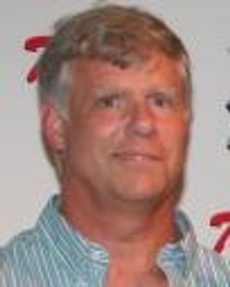 Joe Rothong Headshot