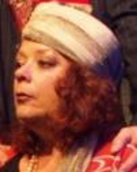 Suzan Solomon Headshot